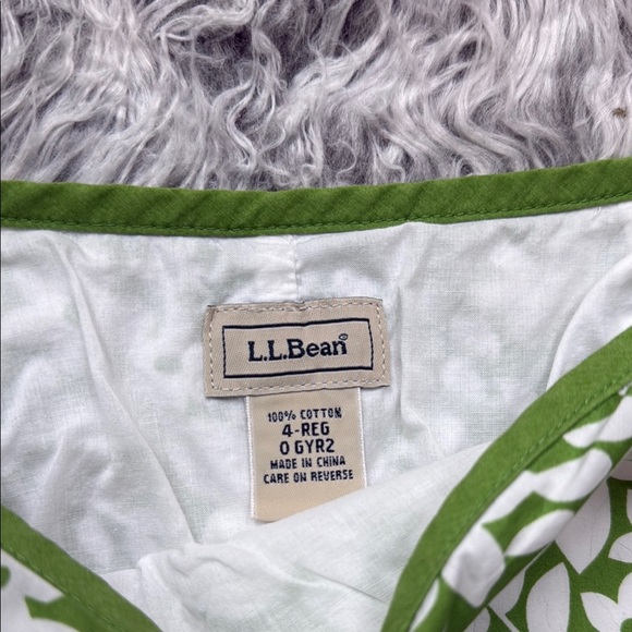 L.L. Bean Green and White Floral 100% Cotton A-Line Mini Skirt - Picture 2 of 6